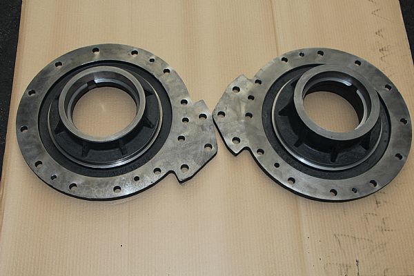  Left/right differential bearing seat